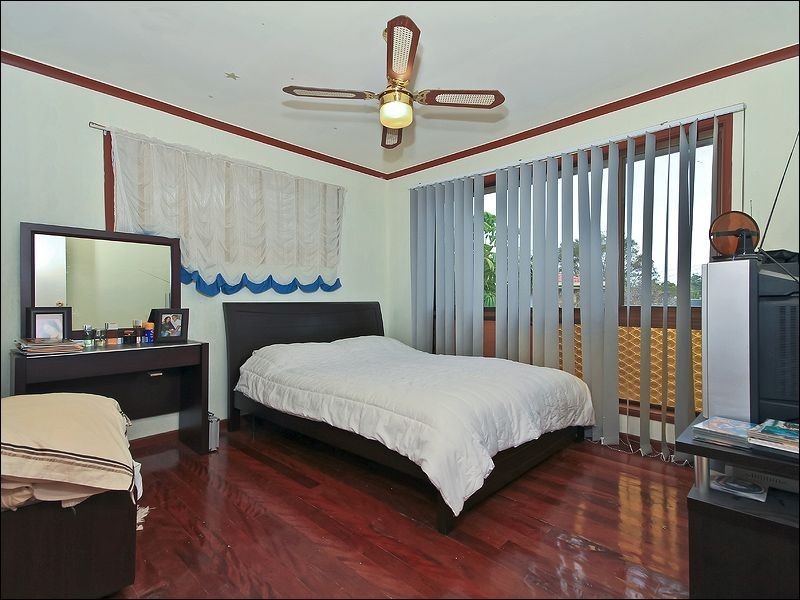 50 Lorraine Street, Camira QLD 4300