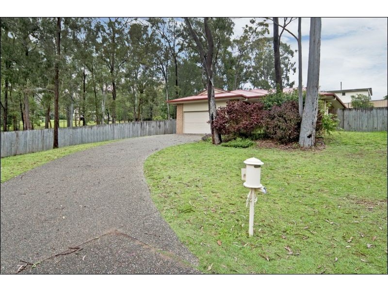 11 Dove Close, Goodna QLD 4300