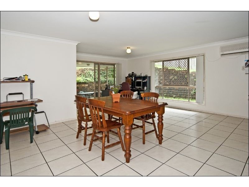 11 Dove Close, Goodna QLD 4300