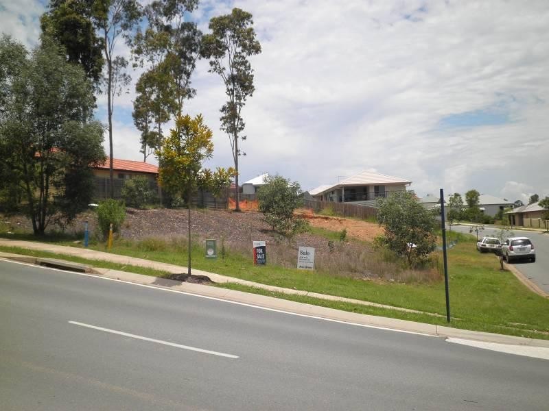 7 Lakes Entrance Drive, Springfield Lakes QLD 4300