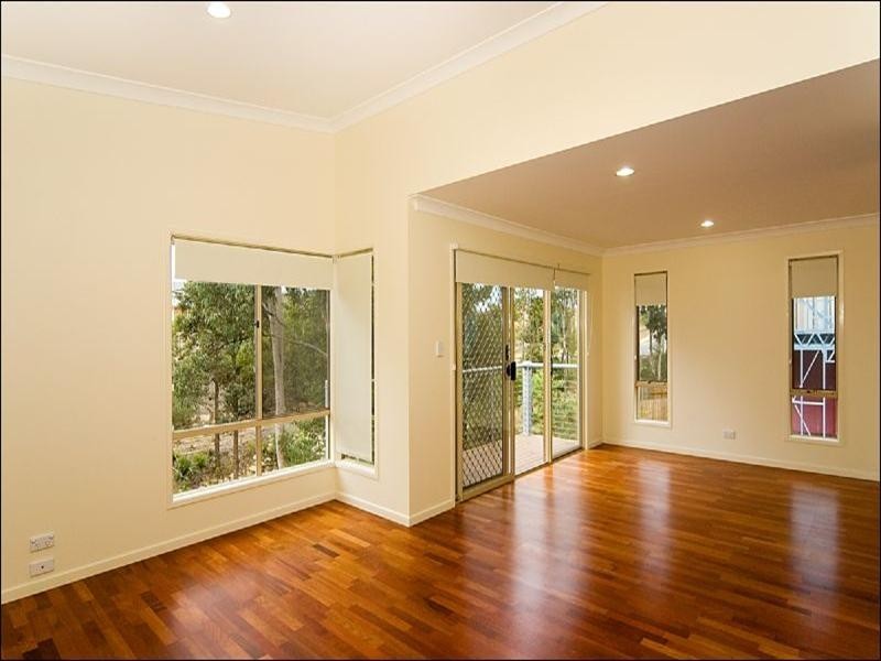 9 Heathwood Place, Collingwood Park QLD 4301