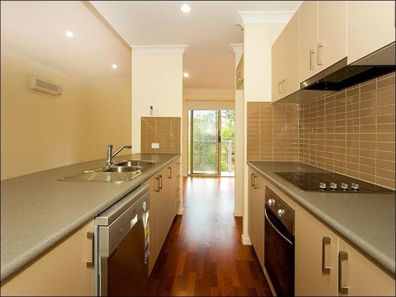 9 Heathwood Place, Collingwood Park QLD 4301