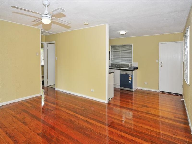 65 Redbank Plains Road, Goodna QLD 4300