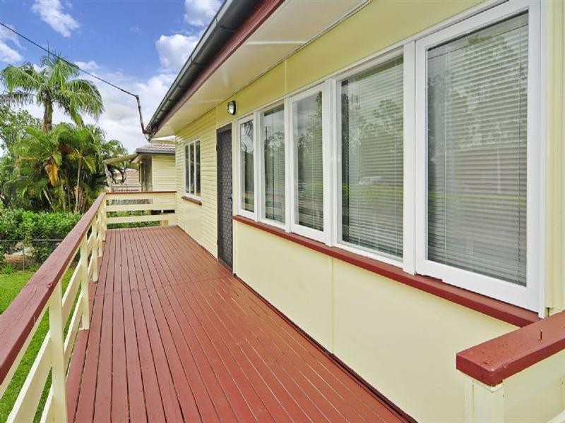 65 Redbank Plains Road, Goodna QLD 4300