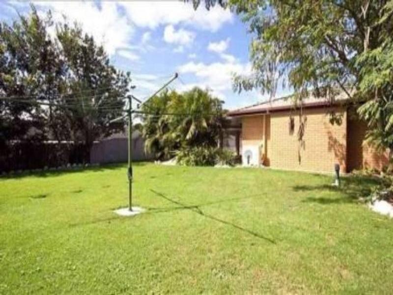 6 Cameron Street, Redbank Plains QLD 4301