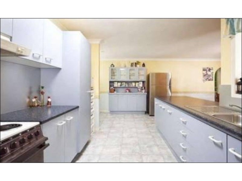 6 Cameron Street, Redbank Plains QLD 4301