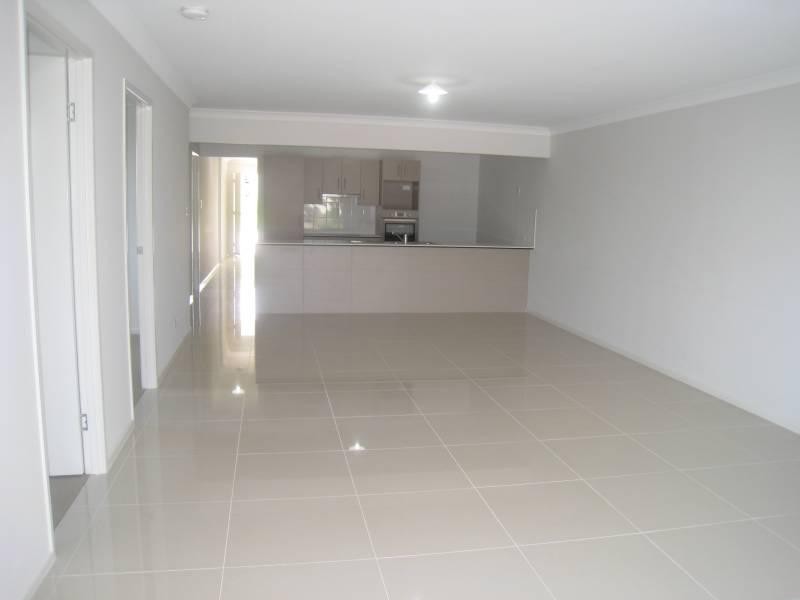 11 Tone Drive, Collingwood Park QLD 4301