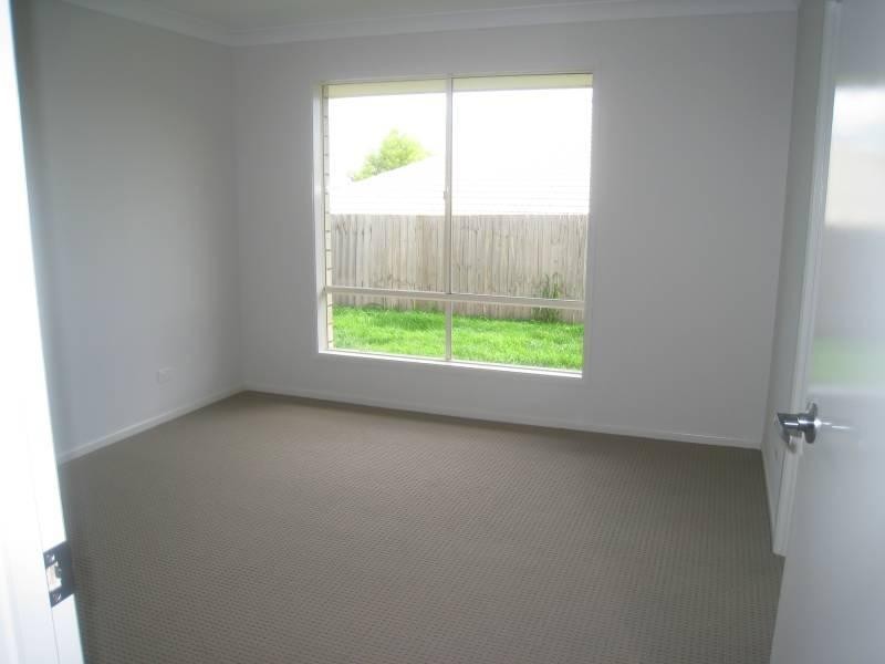 11 Tone Drive, Collingwood Park QLD 4301