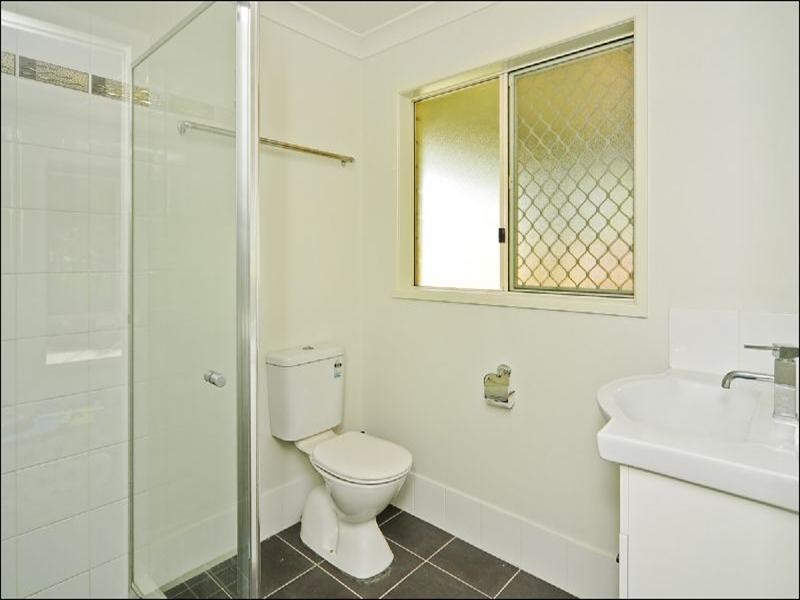 9 Lodge Court, Goodna QLD 4300