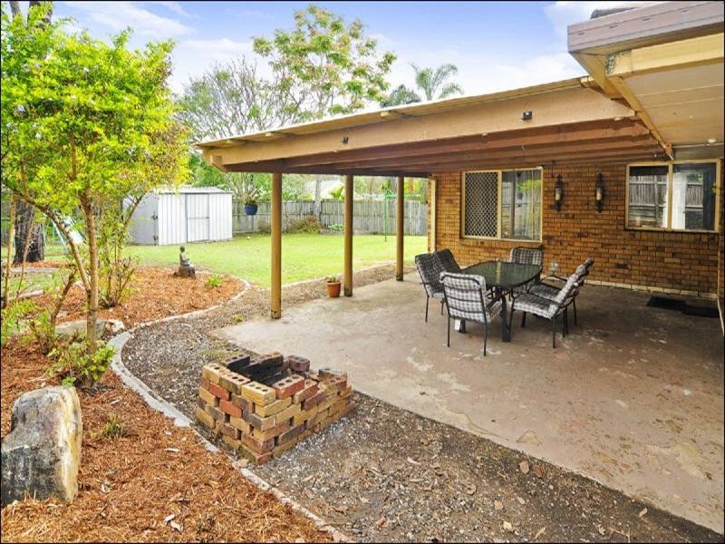 9 Scullin Street, Collingwood Park QLD 4301