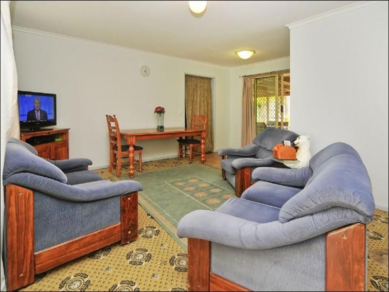 9 Scullin Street, Collingwood Park QLD 4301