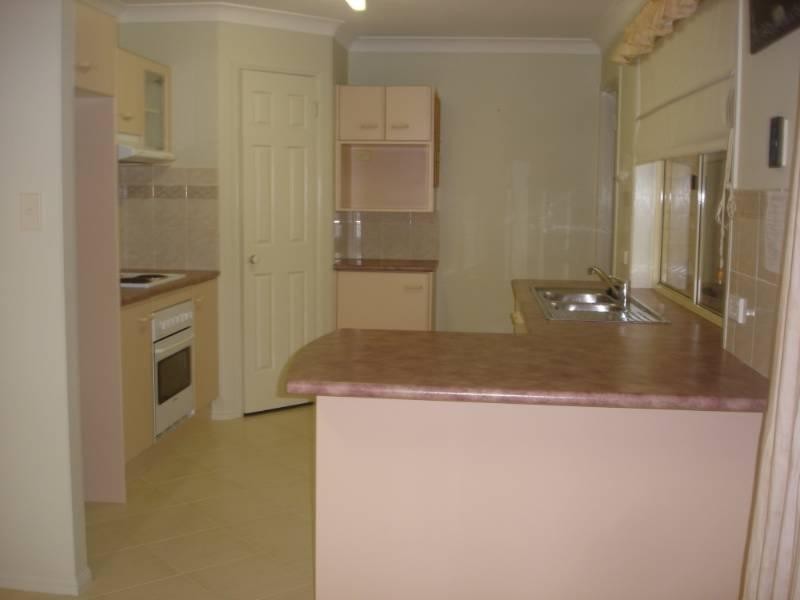 11 Tudor Street, Camira QLD 4300