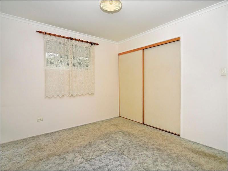 6 Halletts Road, Redbank Plains QLD 4301