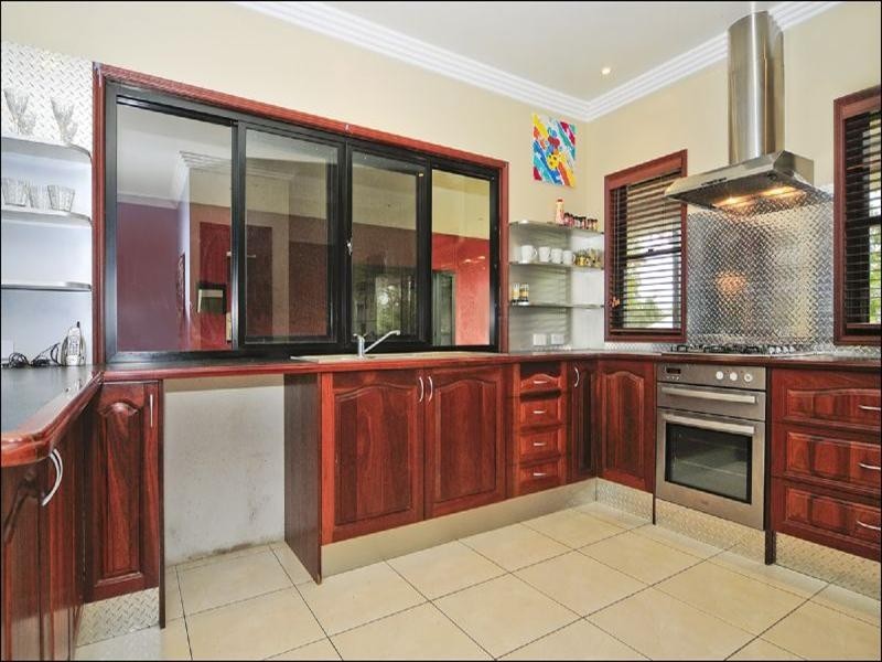 60 Oak Street, Bellbird Park QLD 4300