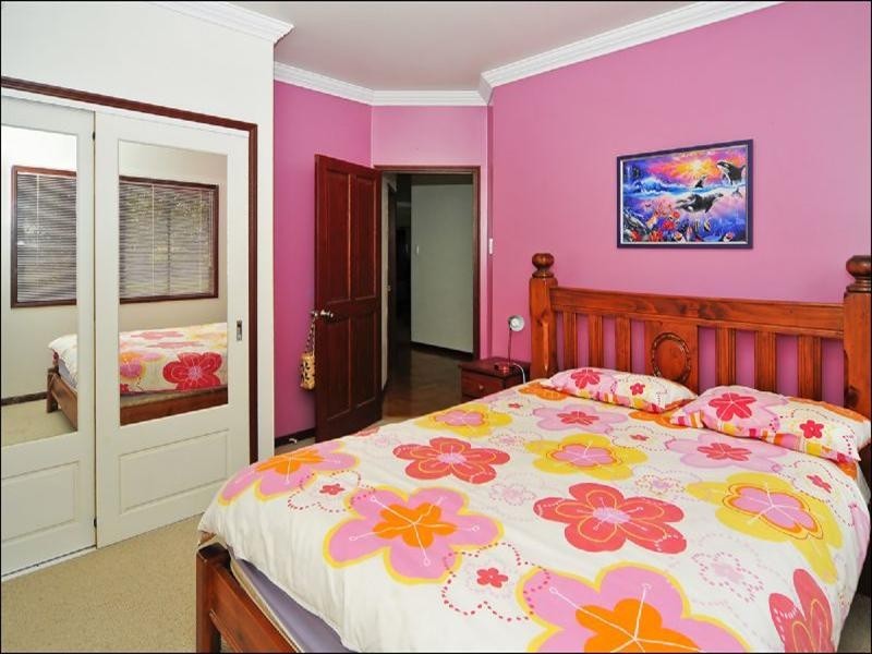 60 Oak Street, Bellbird Park QLD 4300