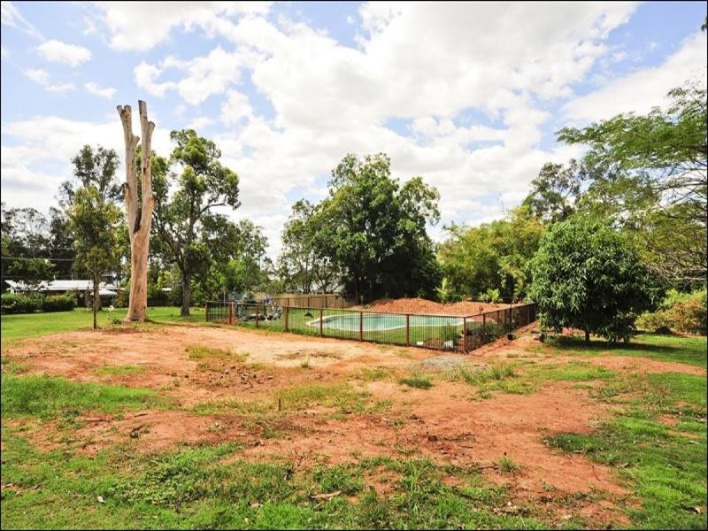 60 Oak Street, Bellbird Park QLD 4300