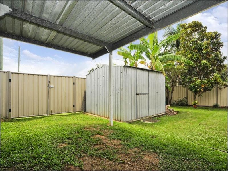 1 Lambrook Court, Camira QLD 4300