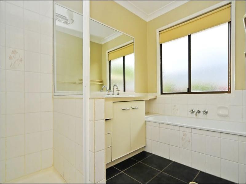 44 Paul Tully Avenue, Collingwood Park QLD 4301