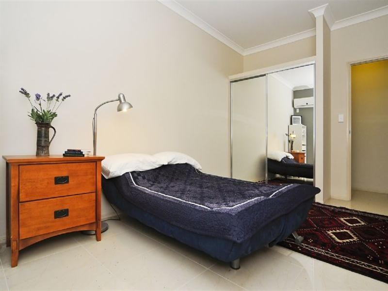 4 Sandoy Court, Bellbird Park QLD 4300