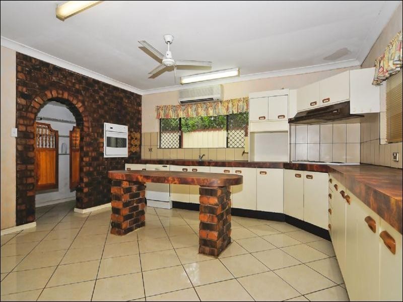 2 Collingwood Drive, Collingwood Park QLD 4301