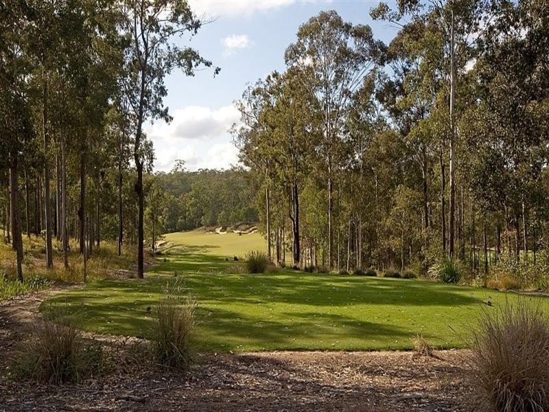 40 Bathersby Crescent, Augustine Heights QLD 4300