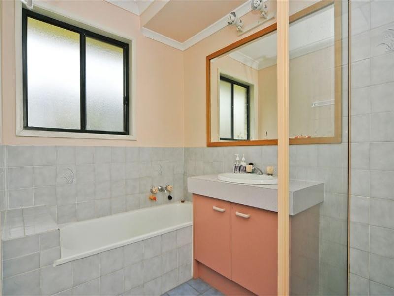 3 Fisher Street, Collingwood Park QLD 4301