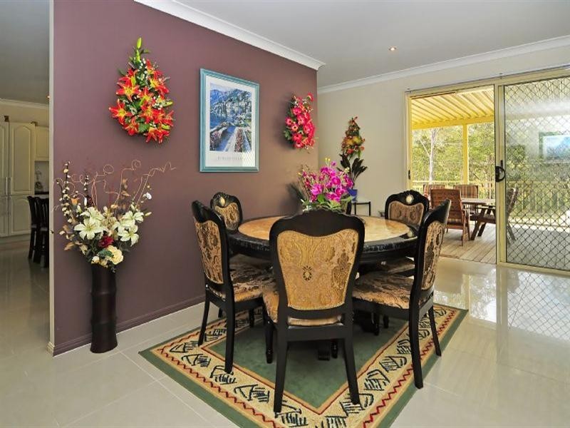 5 Sandoy Court, Bellbird Park QLD 4300