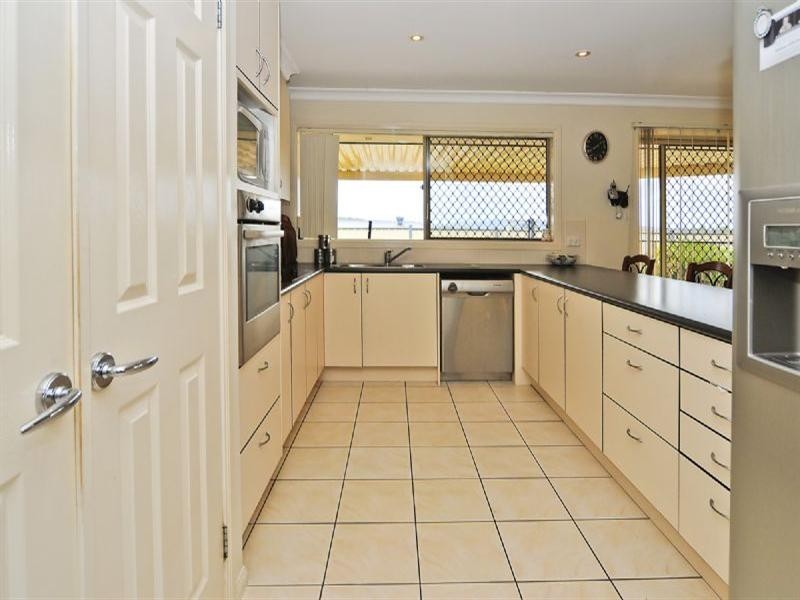 4 Tambo Court, Collingwood Park QLD 4301