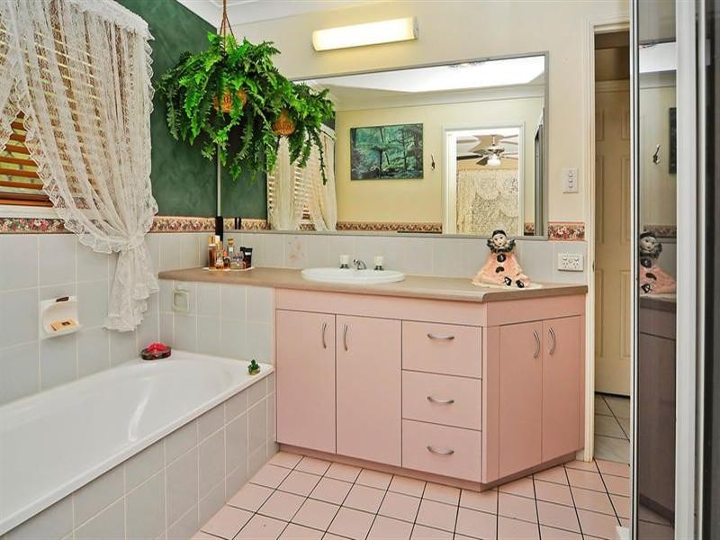 20 Brenda Court, Collingwood Park QLD 4301