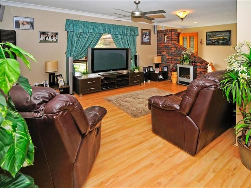 20 Brenda Court, Collingwood Park QLD 4301