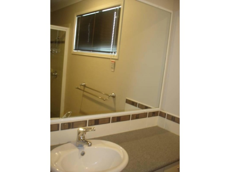 33/213 Brisbane Terrace, Goodna QLD 4300