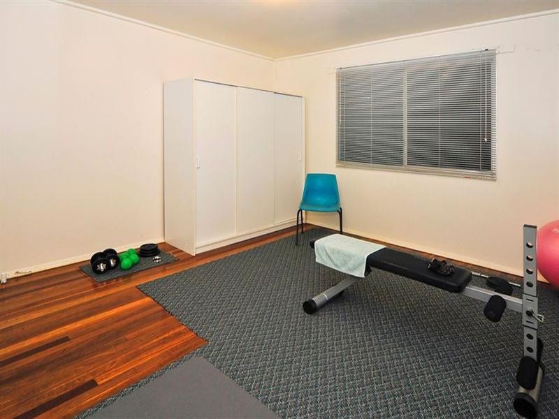 2 Arkins Crescent, Goodna QLD 4300