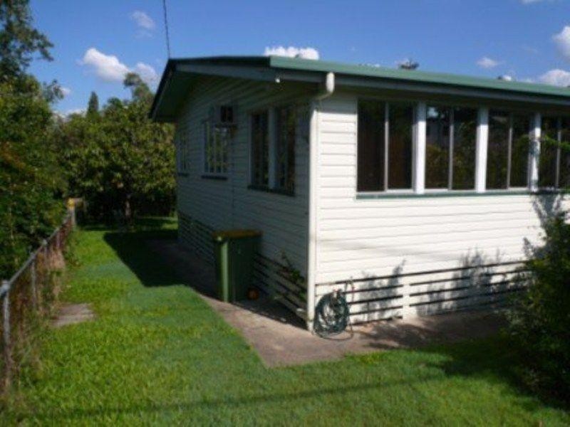 2 Ipswich Street, Riverview QLD 4303