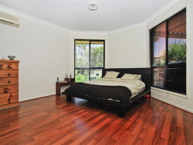 32 Brenda Court, Collingwood Park QLD 4301