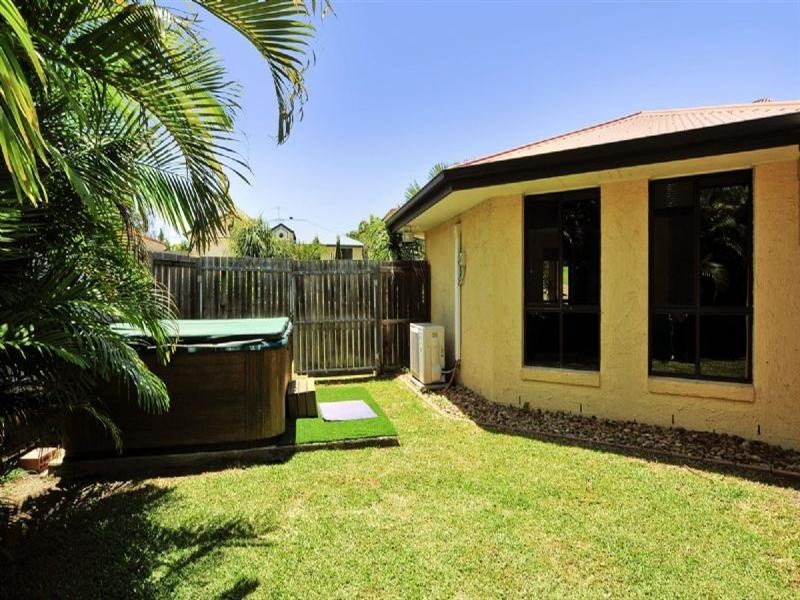 32 Brenda Court, Collingwood Park QLD 4301