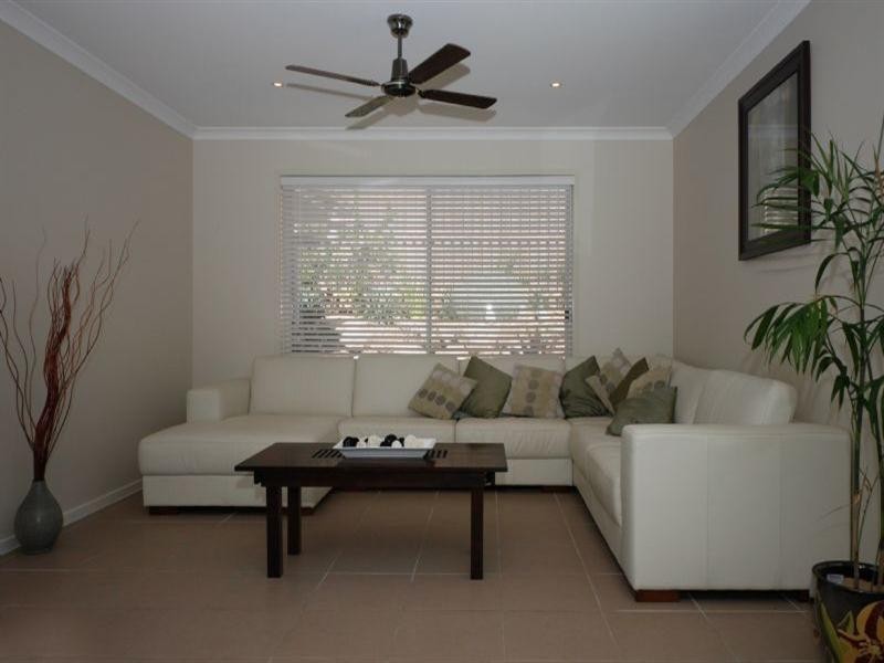 6 Roach Crescent, Redbank Plains QLD 4301