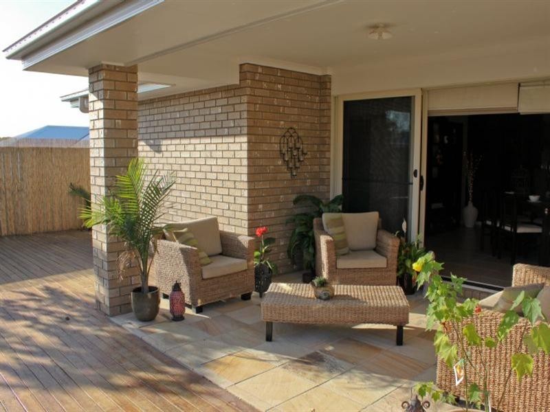 6 Roach Crescent, Redbank Plains QLD 4301