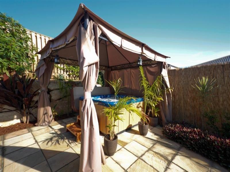 6 Roach Crescent, Redbank Plains QLD 4301