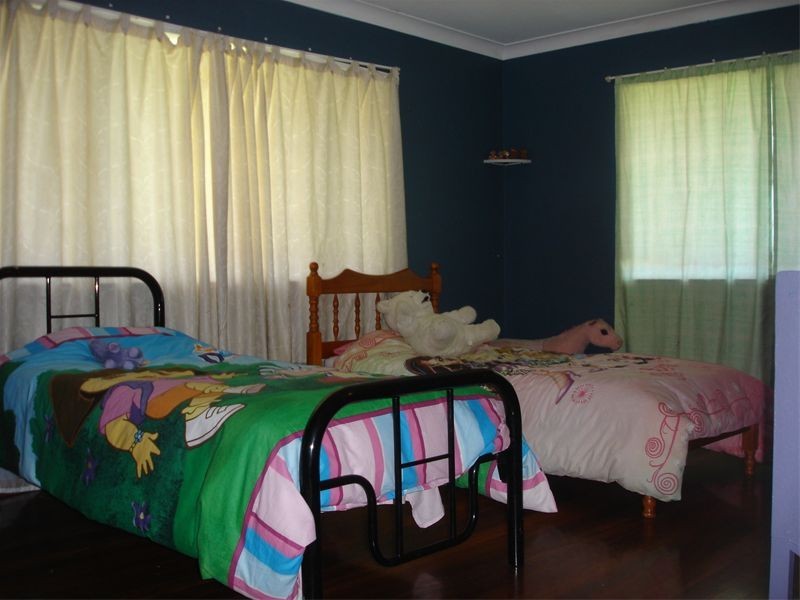 38 Vicki Street, Redbank Plains QLD 4301