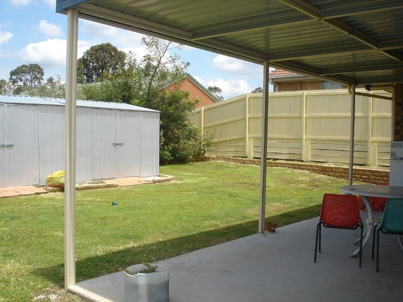 3 Lyrebird Lane, Bellbird Park QLD 4300