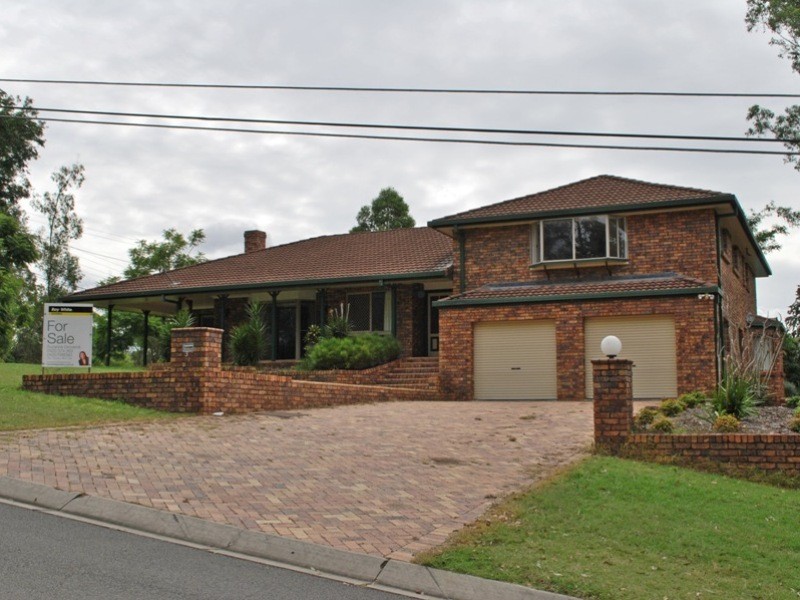 3 Hilton Drive, Camira QLD 4300