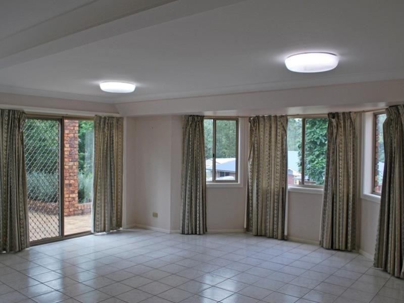 3 Hilton Drive, Camira QLD 4300