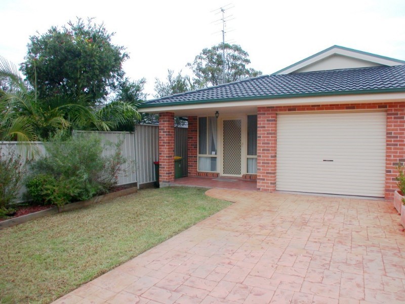 24 Hunter Street, Charmhaven NSW 2263