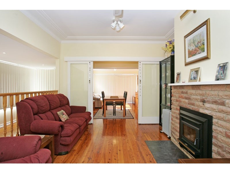 38 Ourringo Street, Budgewoi NSW 2262