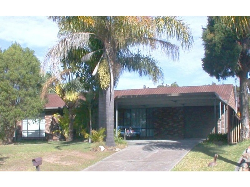 2 Twin Lakes Drive, Lake Haven NSW 2263