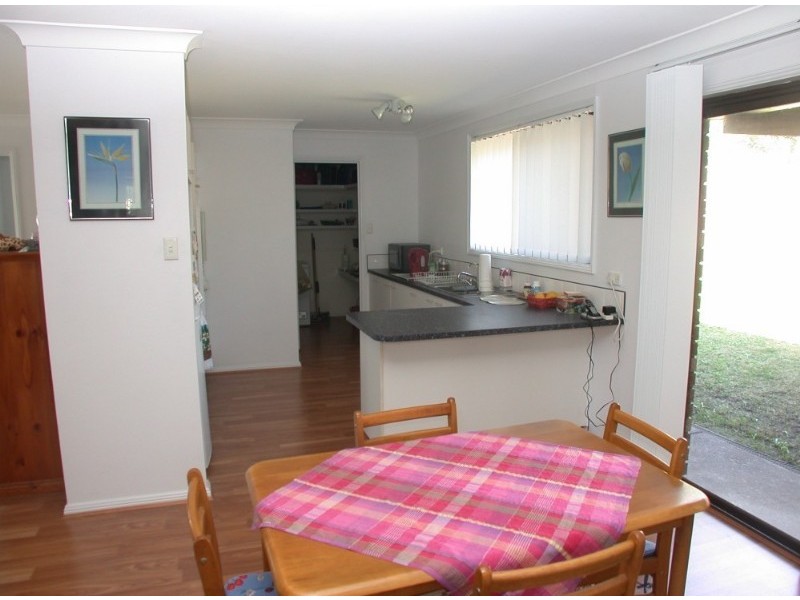 2 Twin Lakes Drive, Lake Haven NSW 2263