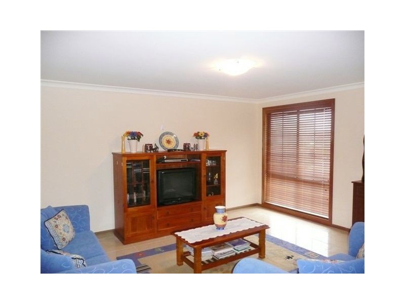 22 Foxtail Crescent, Woongarrah NSW 2259