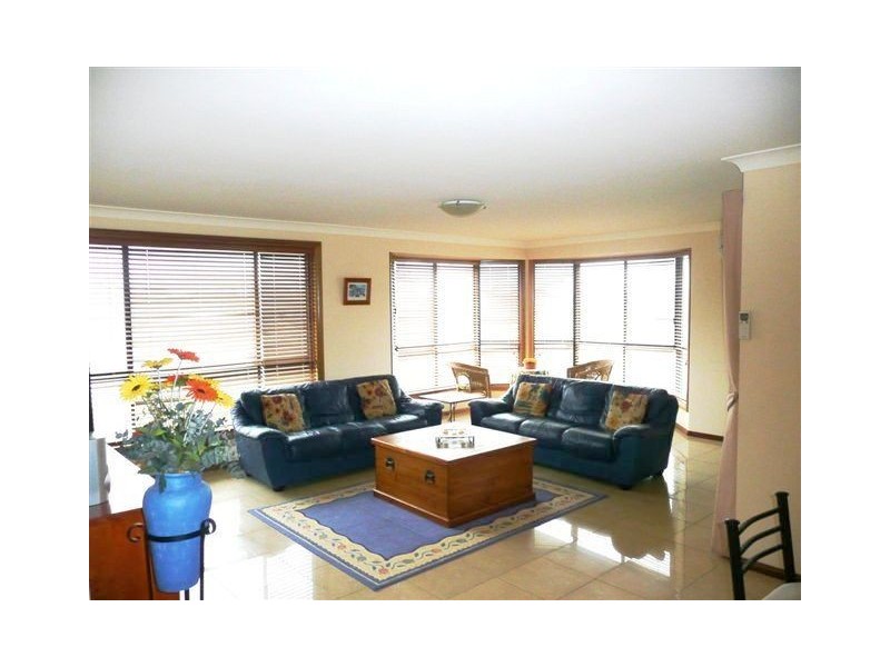 22 Foxtail Crescent, Woongarrah NSW 2259