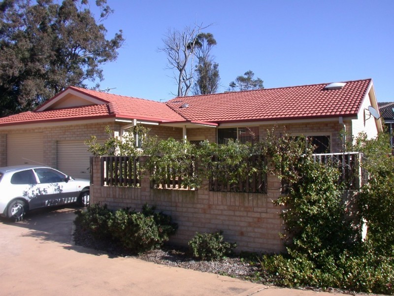 2/2-4 Oxford Drive, Lake Haven NSW 2263