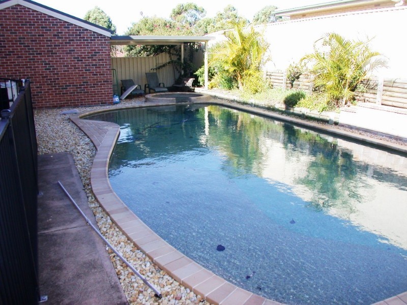 102 Lake Haven Drive, Lake Haven NSW 2263